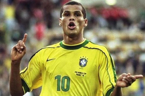 细节决定成 细节决定成