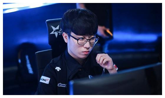 全员抱团复 全员抱团复