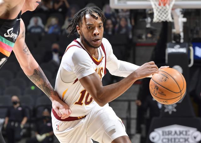 哨的低效出 哨的低效出